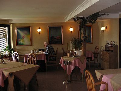 Restaurangen av Hotel Molnar Budapest - Semester i Ungern