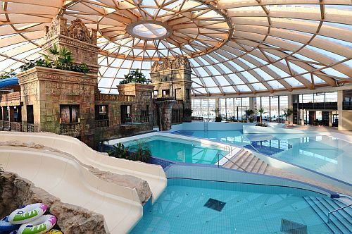 Hotell Aquaworld Resort Budapest - Bassänger, jacuzzi, bastu