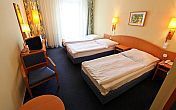 Specialerbjudande tresängars hotelrum  i Budapest centrum, i Hotel Sissi 